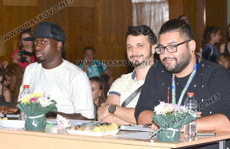 Гала концерт и награждаване за финал на международния фест „Вълшебен свят”