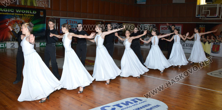 Гала концерт и награждаване за финал на международния фест „Вълшебен свят”