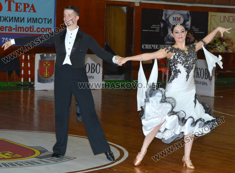 Гала концерт и награждаване за финал на международния фест „Вълшебен свят”