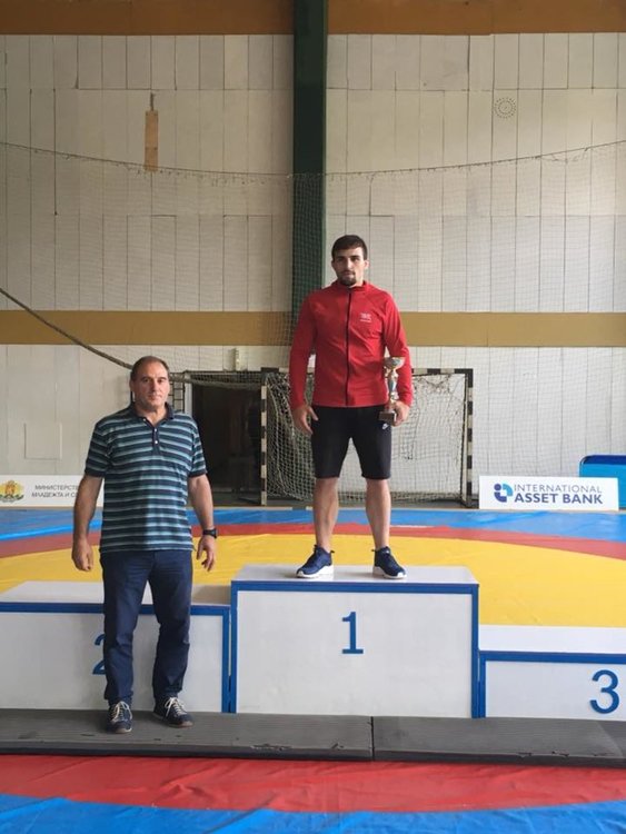  5 медала, 2 титли и второ място отборно за мъжете на Димитровград