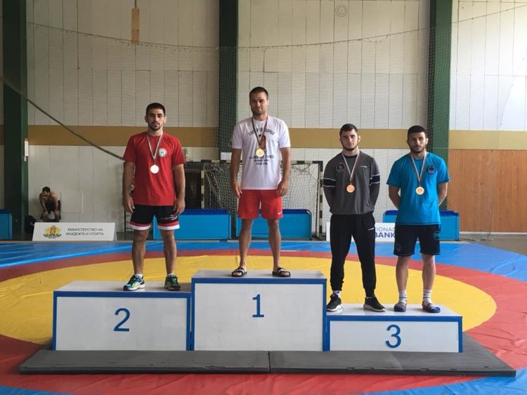 5 медала, 2 титли и второ място отборно за мъжете на Димитровград