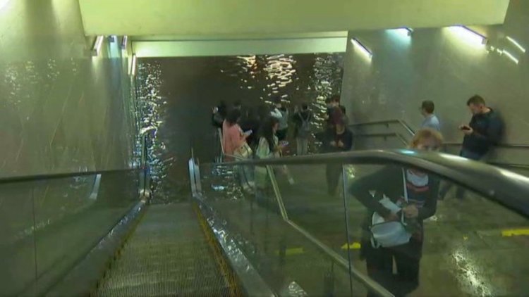 Полицията ограничи достъпа на граждани до метростанцията. Сн.: bTV