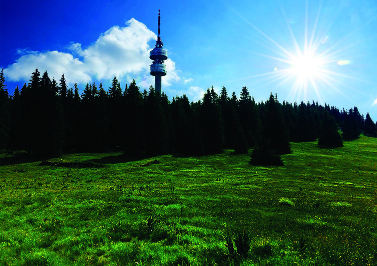 Байкъри от осем страни в зрелищна надпревара в Пампорово