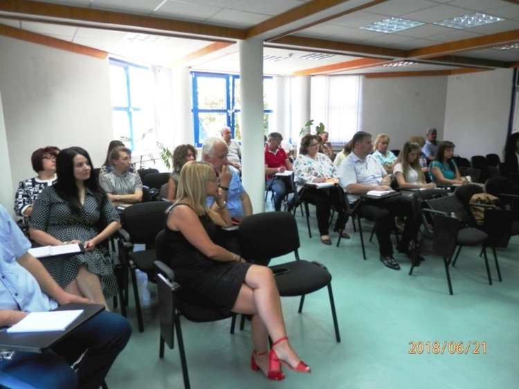 С новите правила за конфликт на интереси се запознаха държавни служители