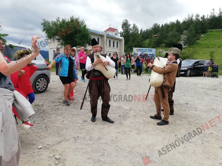 Небесен огън горя на Белинташ