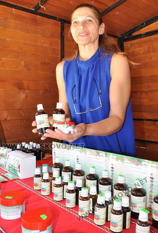 Асен Любенова 