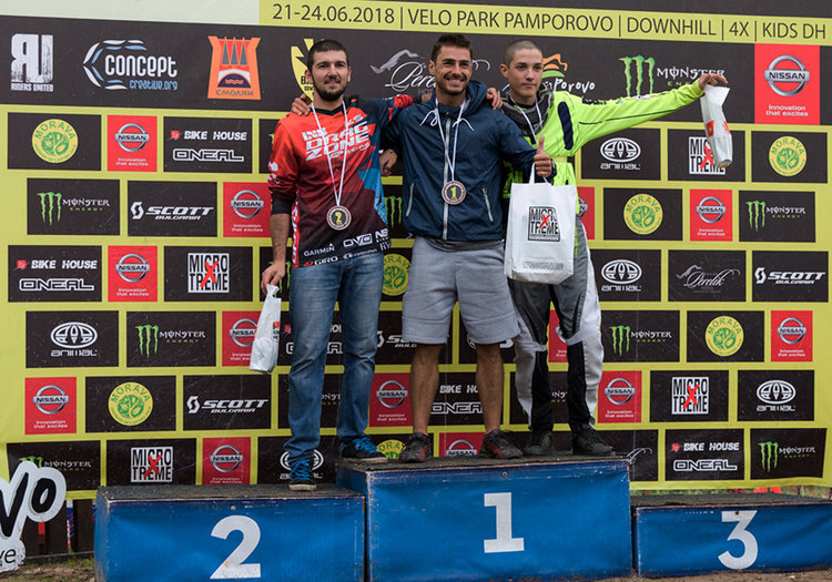 Над 160 колоездачи от България и Европа сърфираха в Пампорово