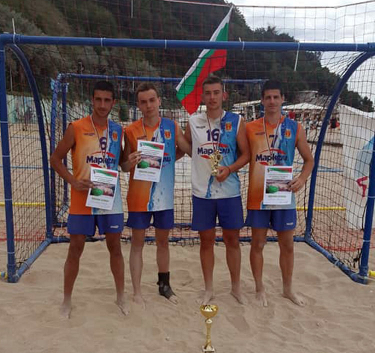 Две титли за Хасково от държавното първенство по плажен хандбал