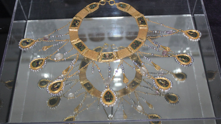 Преславското съкровище гостува в Лувъра