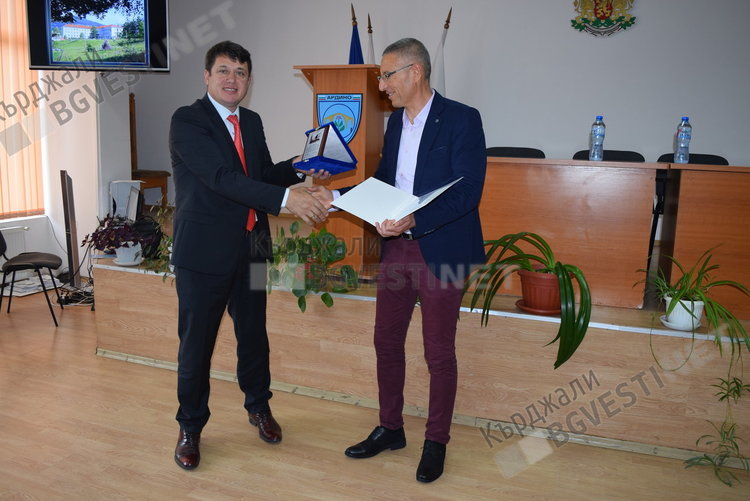 Болницата в Ардино обзавежда клинична лаборатория с дарение от Ротари клуб Кърджали