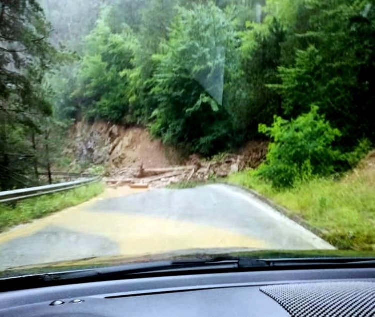 Кадрите са от тази сутрин, социална мрежа и групата за пътуващи
