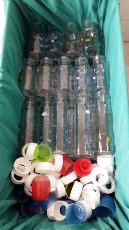 Младо семейство и депутатът Дора Янкова направиха дарение за отделението за недоносени бебета