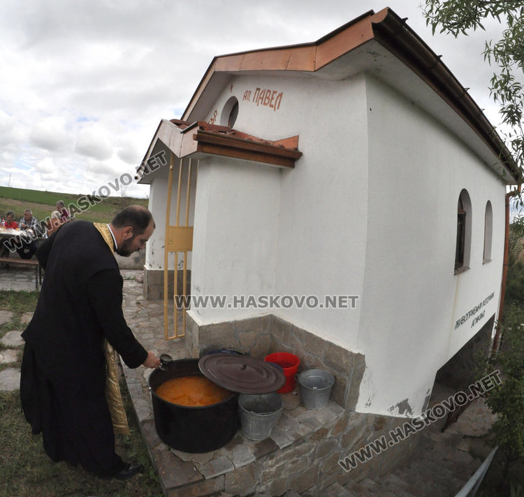 Блажен и постен курбан за Петър и Павел край Конуш