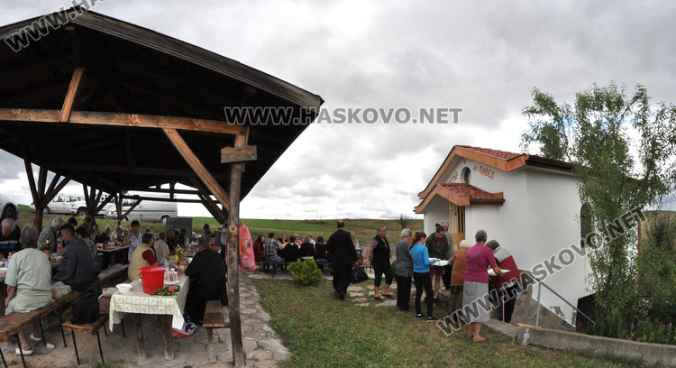 Блажен и постен курбан за Петър и Павел край Конуш