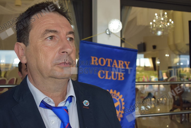 Четири ротариански клуба избраха Кърджали за да посрещнат новата ротарианска година