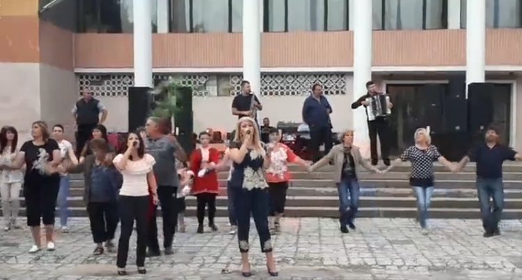 С Дефиле на плодородието започна веселбата в Дебър