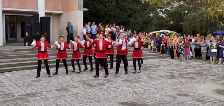 С Дефиле на плодородието започна веселбата в Дебър