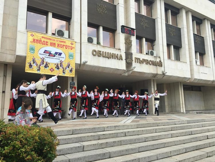 "Китчица" е победителят в първото издание на "Хайде на хорото"