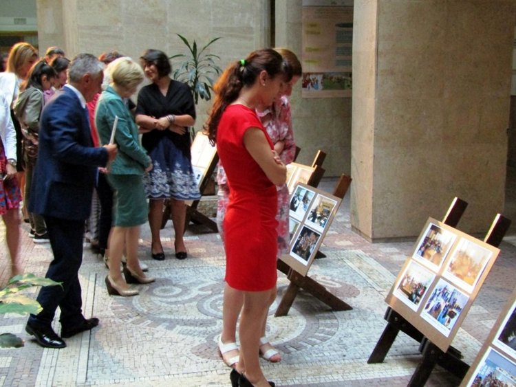 В 60 снимки представят работата на Центъра за кариерно развитие в Смолян