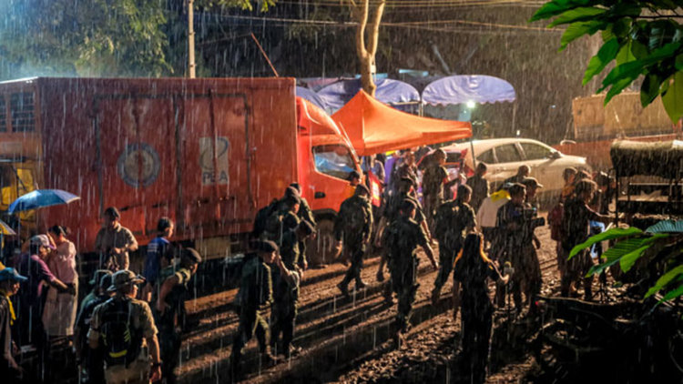 Военни, морски тюлени, дронове и хеликоптери бяха включени в мащабното издирване