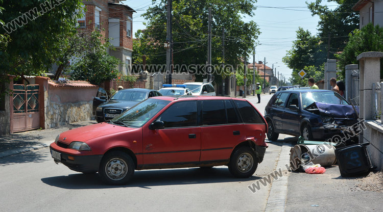 Старица с Ауди А6 рани 19-годишен при катастрофа