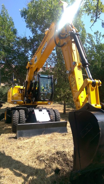 С първа копка хасковската „АБ“ АД започна ремонт на пътя  Чирпан – Симеоновград