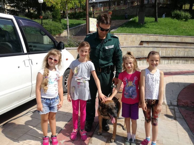 Как се действа при бедствия и аварии показаха служителите на реда в Смолян