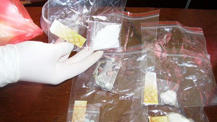 Задържаха младеж с над 700 грама амфетамини в Перник