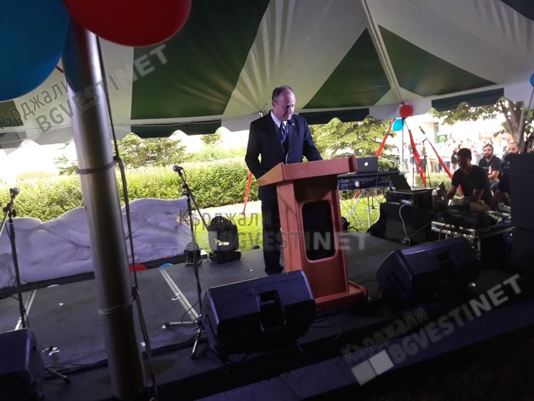 Американският посланик поздрави Цвета Караянчева за успешното ни европредседателство 