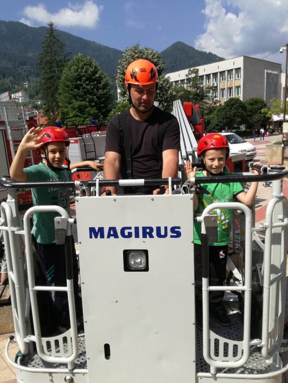 Как се действа при бедствия и аварии показаха служителите на реда в Смолян