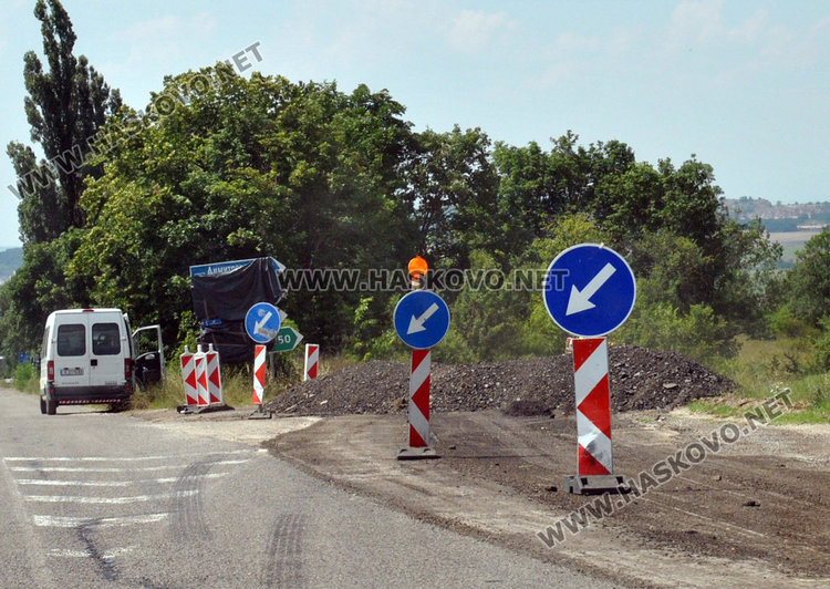 Отбивката за Димитровград на Е-80 е затворена заради ремонта
