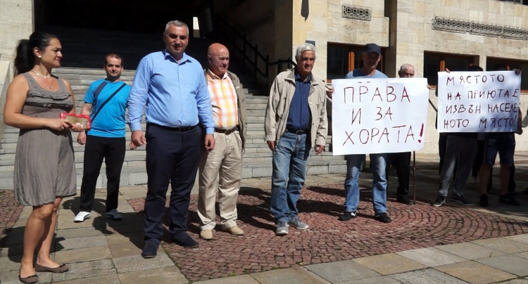 Недоволството срещу кучешки приют в рудоземското село Елховец отново пламна