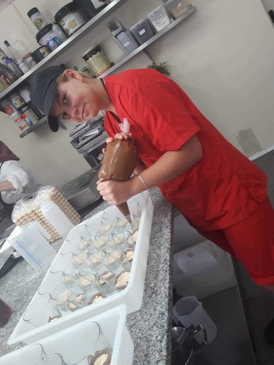 Ученици от Гимназията по туризъм стажуваха на остров Тенерифе, канят ги на работа