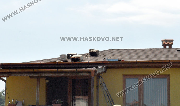 Покривът къщата на кмета на Динево