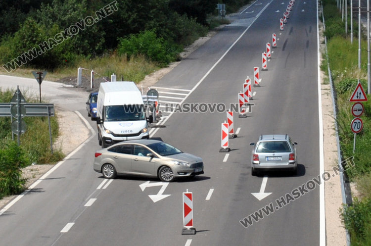 Всяка минута: забранен и опасен завой в участъка в ремонт на пътя за Димитровград