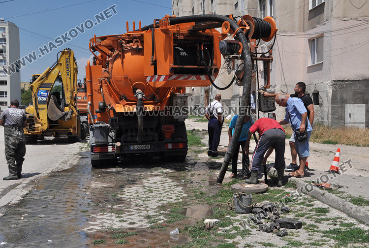 Теч от затлачена канализация вмириса Орфей