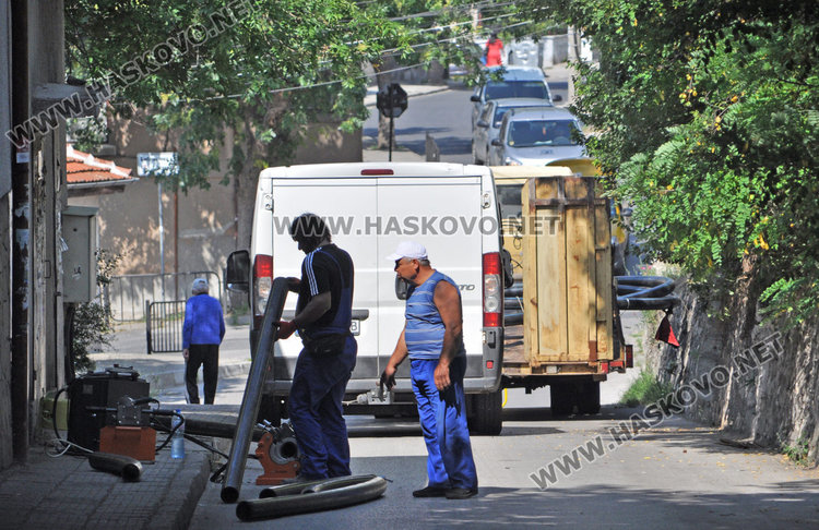 Заради ремонти затвориха част от улица „Цар Страшимир“