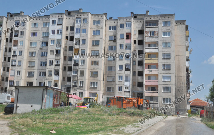 Теч от затлачена канализация вмириса Орфей