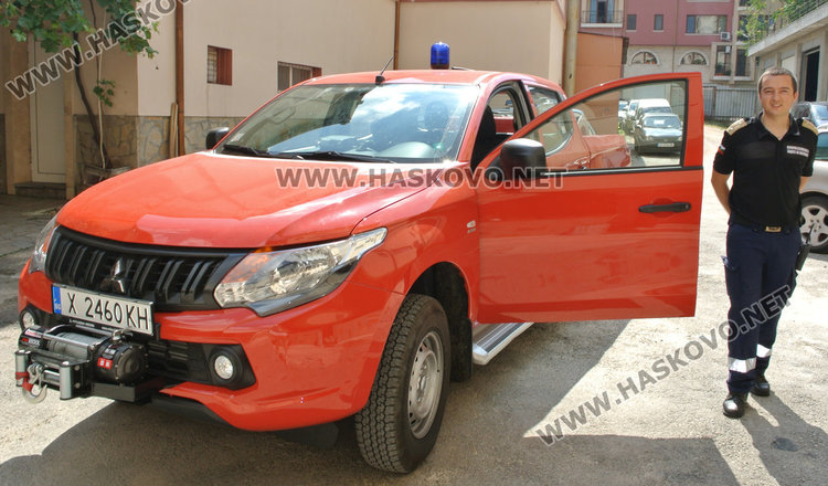 Хасковската пожарна с три нови автомобила за борба с низови горски пожари