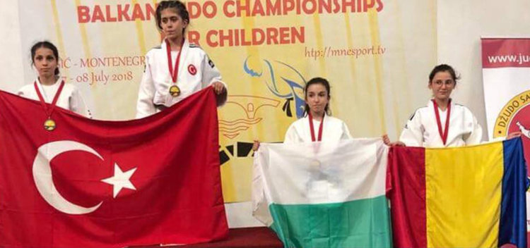 Сребро и бронз за хасковските джудисти от Балканското в Черна гора