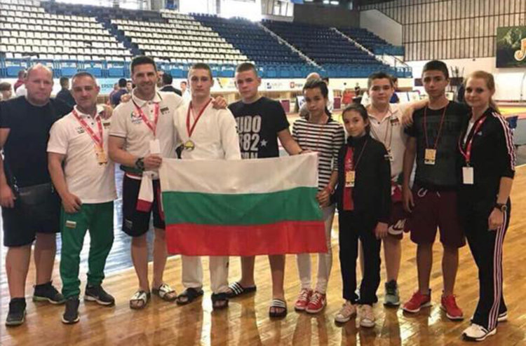 Сребро и бронз за хасковските джудисти от Балканското в Черна гора