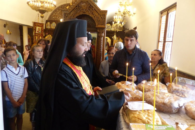 Смолянски деца на Кръстова гора: Тук Бог те прегръща