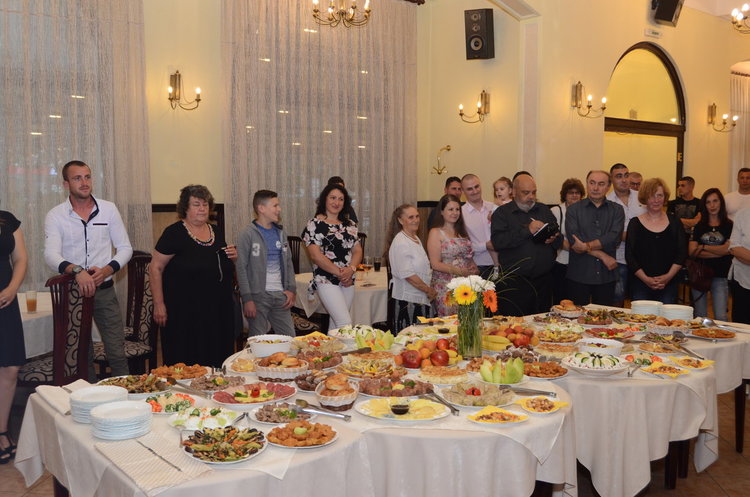 Култовият ресторант „Москва“ отново възкръсна за живот, амбицията е отново да бъде любимия за кърджалийци