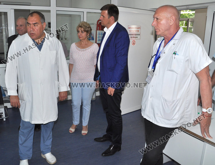 Мормони от Тексас дариха апаратура за 15 бона на хасковската болница