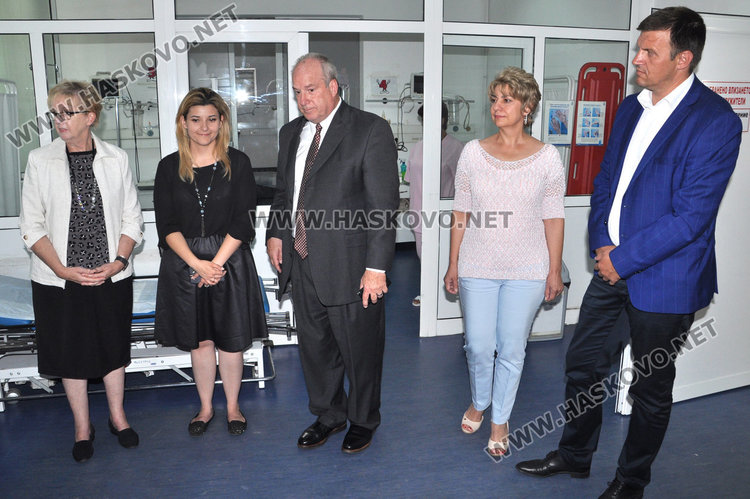 Мормони от Тексас дариха апаратура за 15 бона на хасковската болница