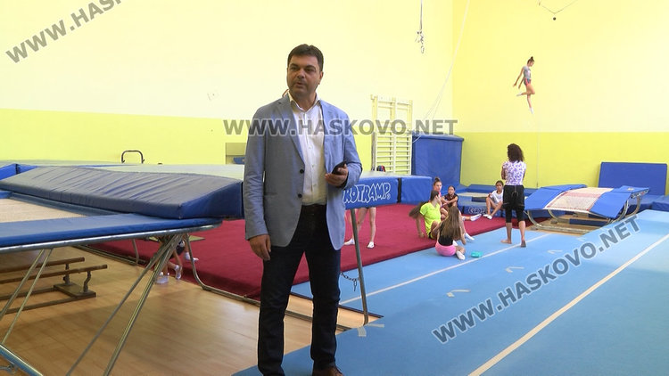  „Младост“ с фен зона, фитнес и сауна 