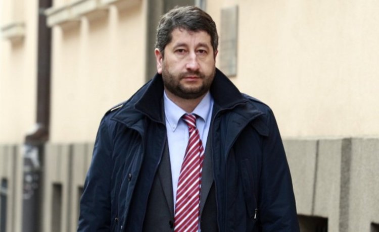 Цитат на деня: Получихме чакалня за чакалнята, специално за нас я създадоха