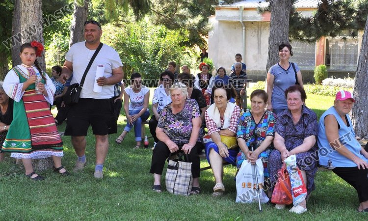 Фолклорни състави от Хасковско се надпяваха във второто издание на „Орловски напеви“