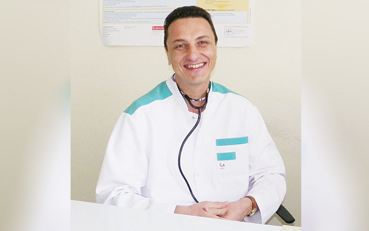 Д-р Марин Мухтаров