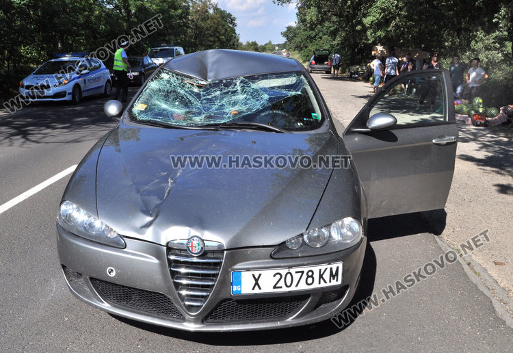 Почина пешеходецът, блъснат от Алфа Ромео край Конуш